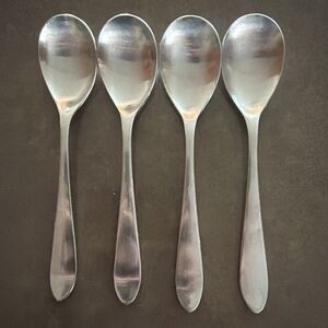 Robert Welch MERIDIAN SATIN Set of 4 Soup Spoons 8 1/8" Stainless Flatware
